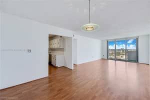 2780 Ne 183rd St 1907, Aventura