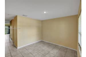 425 NW 40th Ct 425, Oakland Park, FL 33309 - MLS#A11868782