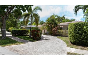 2841 NW 10th Ave, Wilton Manors, FL 33311 - MLS#A11868805