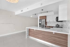 2000 Bay Dr 204 Miami Beach, FL 33141 - MLS#A11868811