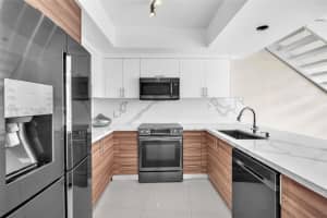 2000 Bay Dr 204 Miami Beach, FL 33141 - MLS#A11868811