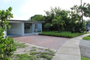 241 Ne 55th St Oakland Park, FL 33334 - MLS#A11868812