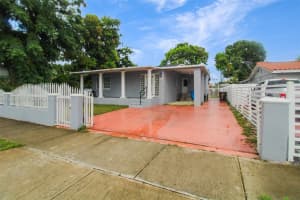 466 E 19th St Hialeah, FL 33013 - MLS#A11868830