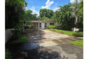 613 NE 17th Ter, Fort Lauderdale, FL 33304 - MLS#A11868831