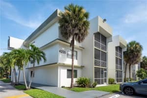 4235 N University Dr 308, Sunrise