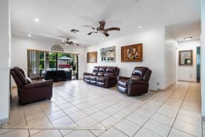 11905 SW 107th Ave, Miami, FL 33176 - MLS#A11868863