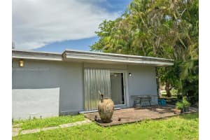 10240 SW 160th Ter, Miami, FL 33157 - MLS#A11868887