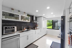 10174 NW 41st St 96-9, Doral, FL 33178 Sold 10/03/25