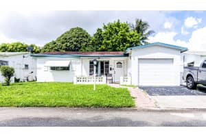 4231 Nw 49th Ave Lauderdale Lakes, FL 33319 - MLS#A11868920