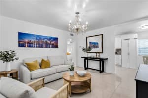 3 Navarre Ave 1 Coral Gables, FL 33134 - MLS#A11868931