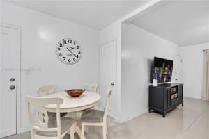 3 Navarre Ave 1 Coral Gables, FL 33134 - MLS#A11868931