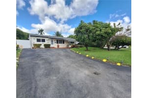 7561 Meridian St, Miramar
