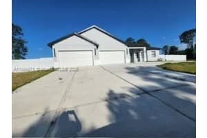 6031 S MOSS CIR, La Belle, FL 33935 - MLS#A11868971