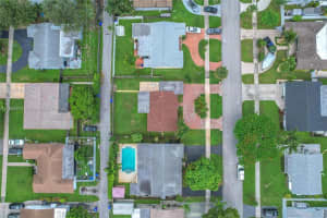 2112 N 32nd Ct 0 Hollywood, FL 33021 - MLS#A11868975