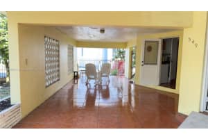 549 SE 2nd St, Belle Glade, FL 33430 - MLS#A11868990