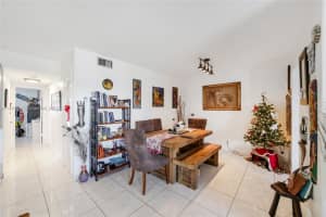 541 Blue Heron Dr 205 Hallandale Beach, FL 33009 - MLS#A11869004