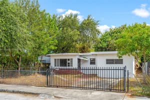 350 Nw 45th St Miami, FL 33127 - MLS#A11869028
