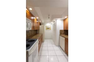 3200 Collins Ave 12-8 Miami Beach, FL 33140 - MLS#A11869032