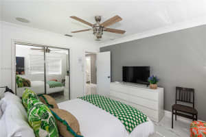 1521 Arthur St 1521, Hollywood, FL 33020 - MLS#A11869033