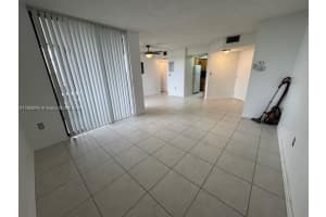 8335 Sw 152nd Ave Ph2 Miami, FL 33193 - MLS#A11869043