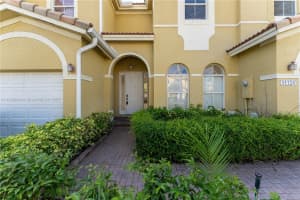 11724 Sw 137th Path Miami, FL 33186 - MLS#A11869049