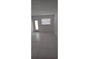 230 Ne 40th St 1 Oakland Park, FL 33334 - MLS#A11869065