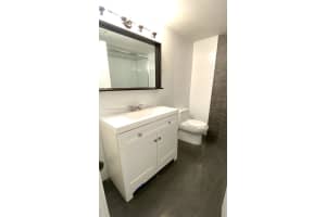 4560 Nw 107th Ave 101-12, Doral