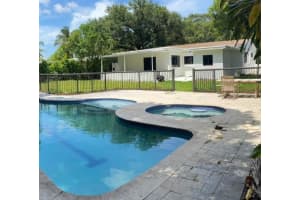 13236 Ne 4th Ave, North Miami