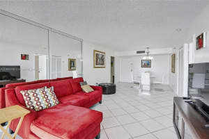 210 174th St 1703, Sunny Isles Beach, FL 33160 - MLS#A11869228