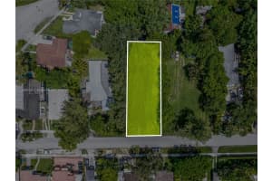 789 NE 83rd St, Miami, FL 33138 - MLS#A11869238