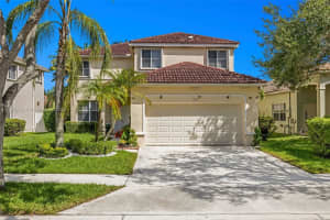 636 Vista Meadows Dr, Weston