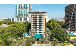 2951 S Bayshore Dr 917, Miami