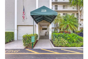 2228 N Cypress Bend Dr 303, Pompano Beach, FL 33069 - MLS#A11869279