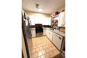 2111 Ne 14th Ave Hollywood, FL 33020 - MLS#A11869320