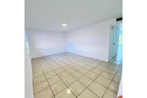 5721 Blueberry Ct 125, Lauderhill, FL 33313 - MLS#A11869324
