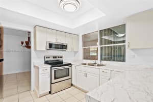 1132 NW 76th Ave 1132, Hollywood, FL 33024 - MLS#A11869389