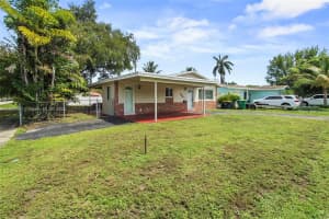 846 Nw 10th Ave Dania Beach, FL 33004 - MLS#A11869391