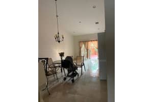 3279 NE 11th Dr, Homestead, FL 33033 - MLS#A11869423