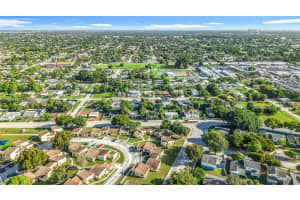 10045 SW 172nd St, Miami, FL 33157 - MLS#A11869427