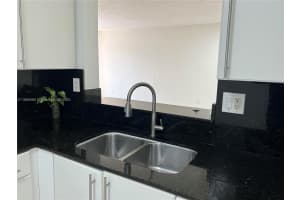 4704 Nw 114 Av 204-1 Doral, FL 33178 - MLS#A11869460