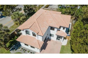 1451 Sw 11th Pl Fort Lauderdale, FL 33312 - MLS#A11869464