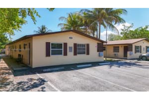 240 NW 40th Ct 1, Oakland Park, FL 33309 - MLS#A11869467