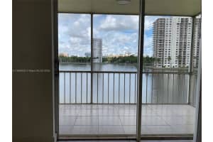 2999 Point East Dr C412, Aventura, FL 33160 - MLS#A11869526