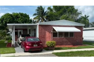 21521 Nw 7th St, Pembroke Pines
