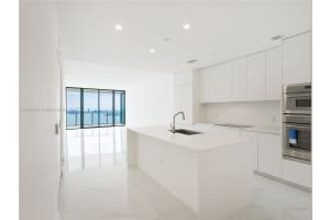 700 NE 24th St 3606, Miami, FL 33137 - MLS#A11869558