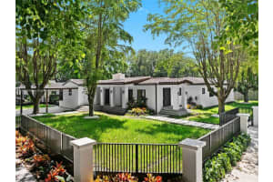 7402 Sw 54th Ave, Miami