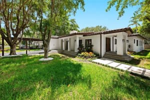 7402 SW 54th Ave, Miami, FL 33143 Sold 11/04/25