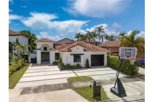 13230 Nw 11th Ter Miami, FL 33182 - MLS#A11869573