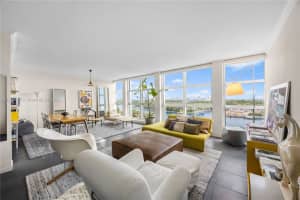 5055 Collins Ave 9k Miami Beach, FL 33140 - MLS#A11869575