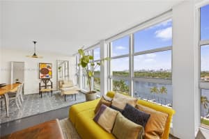 5055 Collins Ave 9k Miami Beach, FL 33140 - MLS#A11869575